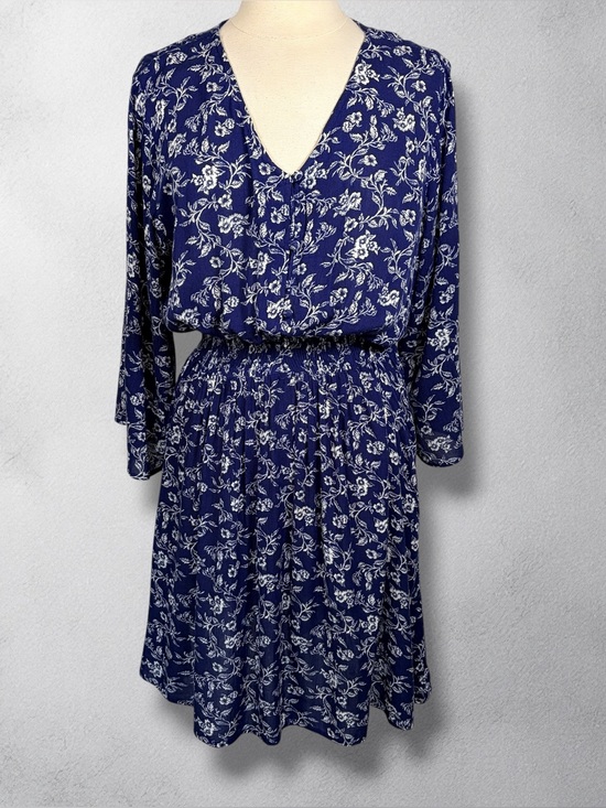 J. Ghee Dresses & Skirts - J.GHEE Navy Blue & White Floral Boho Flare Sleeve V-Neck Mini Dress, 1X